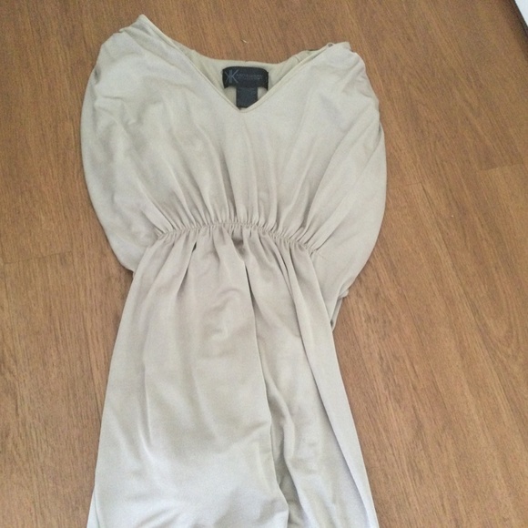 short gold with black shoulder dress - Picture 3 of 3